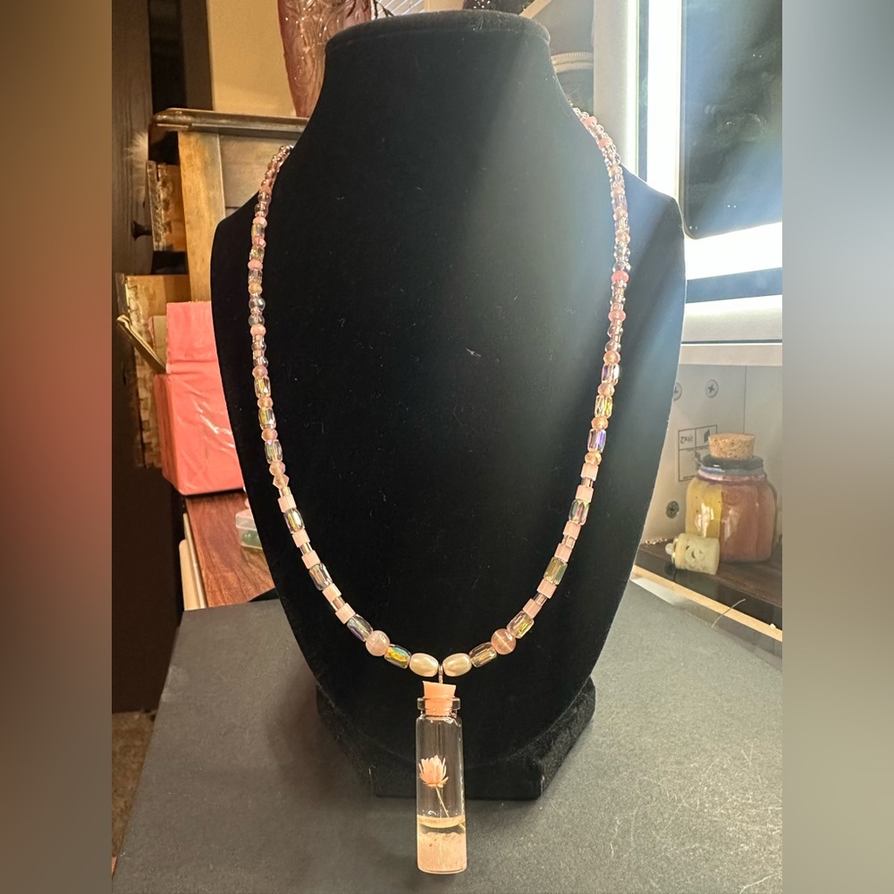 Elegant Pink Beaded Necklace with Pendant